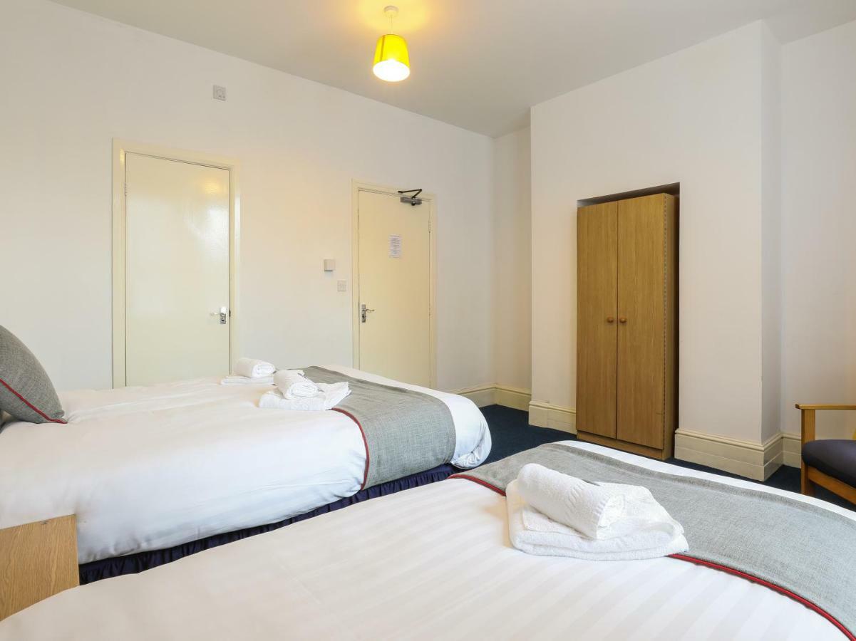 Oyo Hala Guest House マンチェスター エクステリア 写真